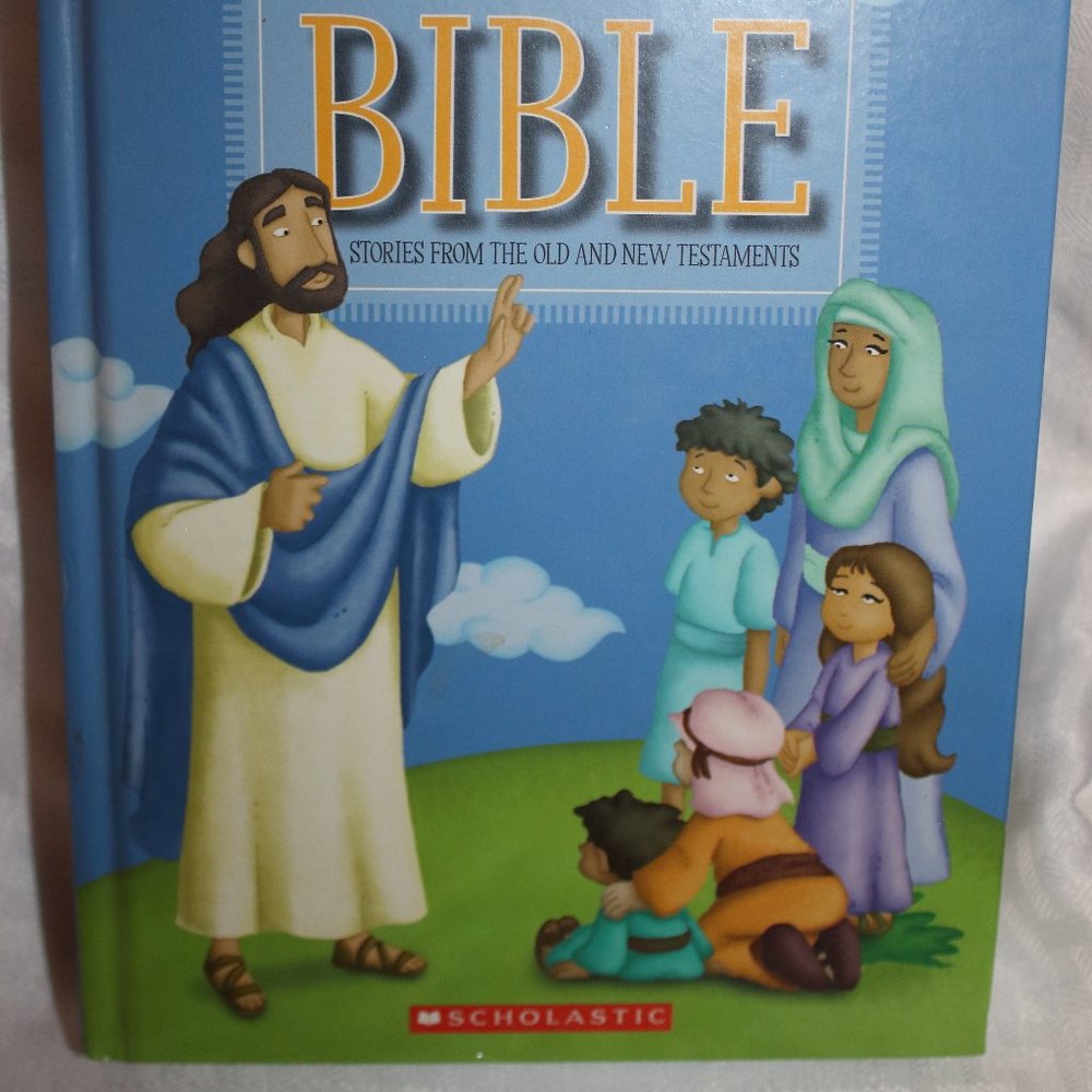 NWT SCHOLASTICS CHILDRENS BIBLE